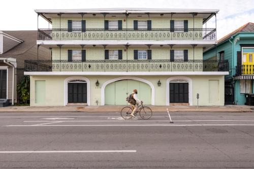 French Quarter Suites Hotel