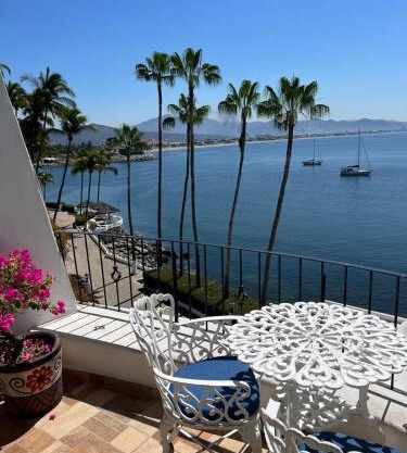 Frente al mar, comodo y familiar en Playasol Manzanillo