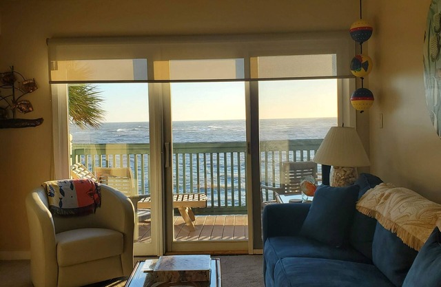 Fripp Island Condo Overlookig the Ocean!