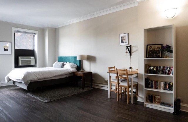 FRONTDESK Pleasant Studio Apt near South Shore