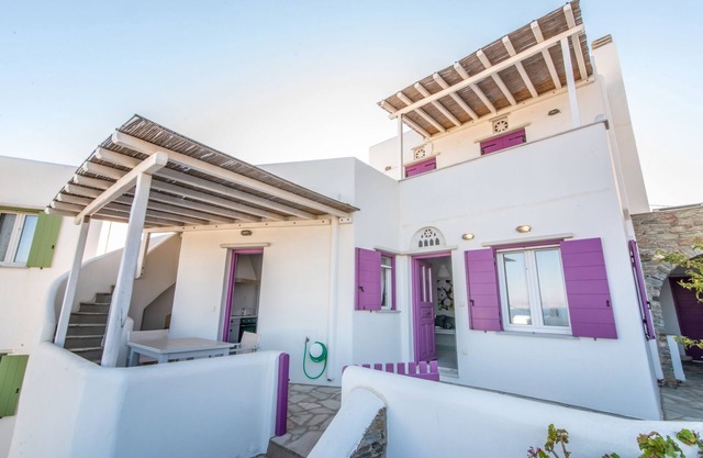 Fuchsia Sea View Villa