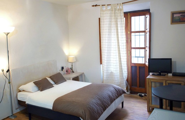 Full Apartment Downtown - Arco de Elvira