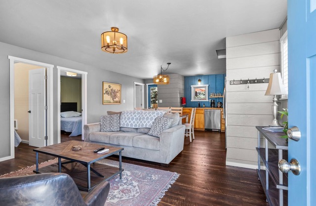 Full kitchen, Private Deck, Fire pit, off street parking, Quiet neighborhood, AC