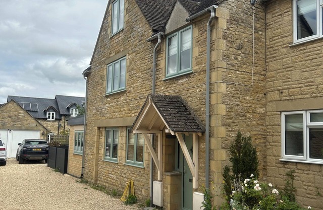 Fully refurbished luxury cottage 150nMeters from Chipping Norton high street OX7