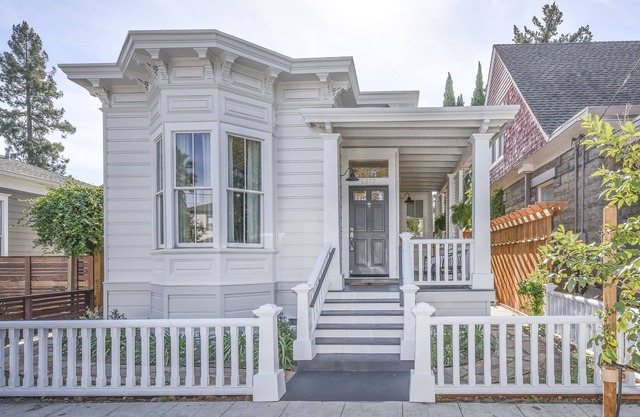 Fully restored historical home in the heart of downtown Napa!
