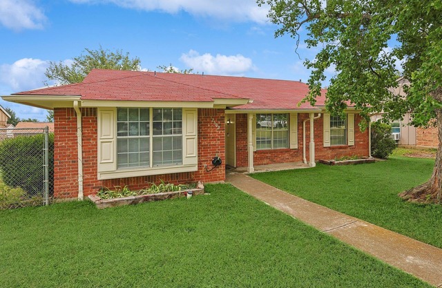 Fully Stocked Family-Friendly Home with Games