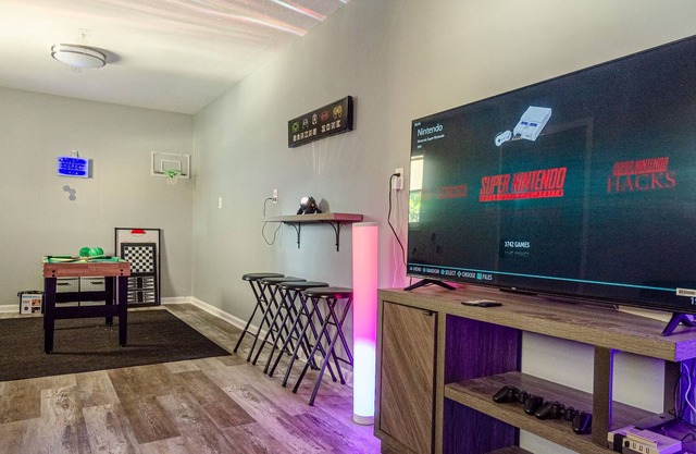 Fun-Filled Haven Serene 2-Bed/Game Room/Cozy Patio