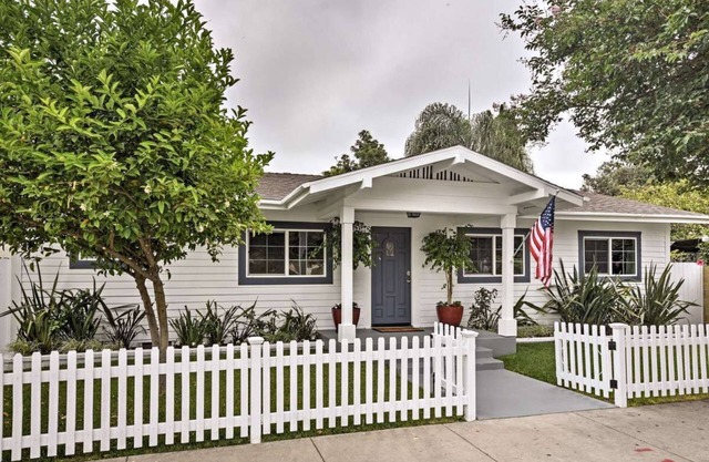 Funtierland + Donald Duck's Cottage + Spa + Wifi +Historic District