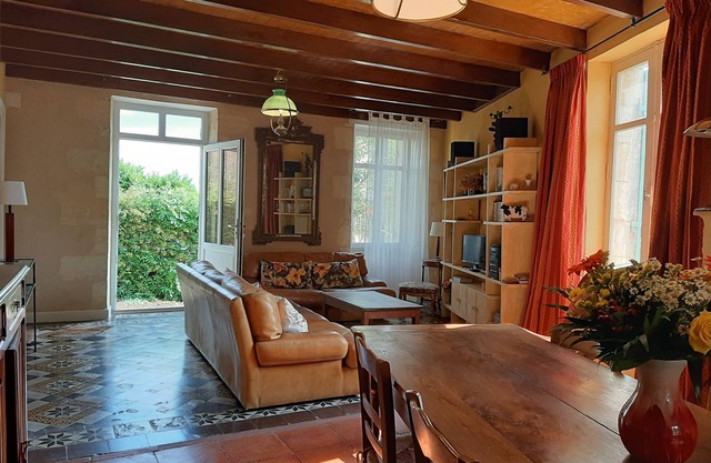 Gîte "château les Cèdres" 4 Pers. 90 m2, au Coeur du Vignoble