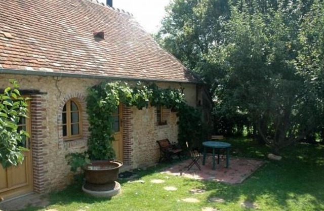 Gîte Connerré, 2 pièces, 4 personnes - FR-1-410-201