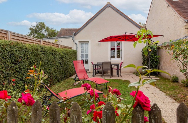 Gîte le Chandon - One Bedroom Apartment, Sleeps 2