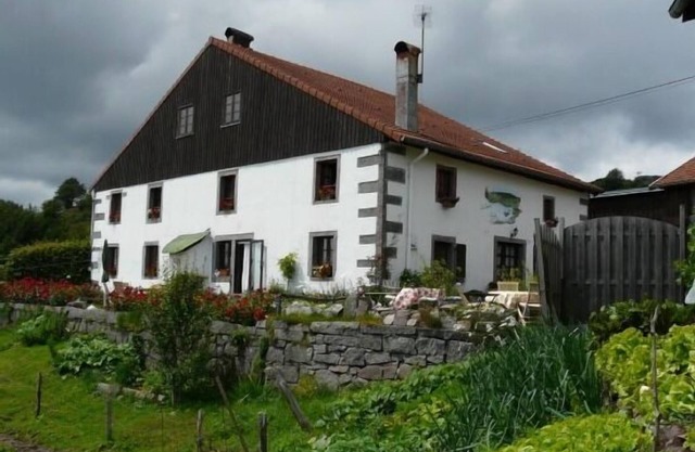 Gîte Les Tannes - Cottages for 4 people