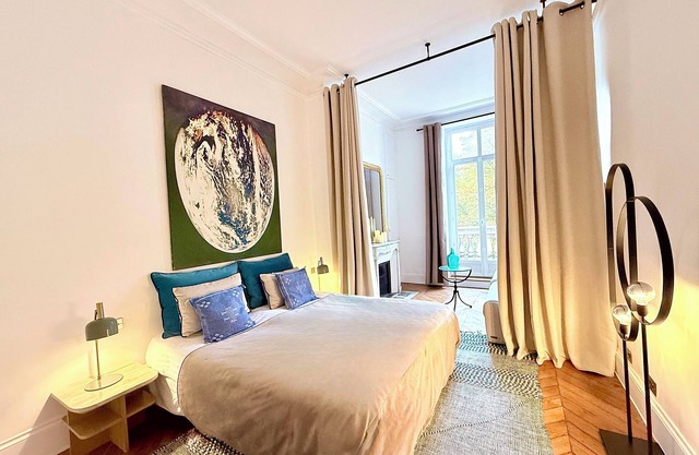 Gaîté Paris, 5 bedrooms/3 bathrooms, 10 people, 170 m²