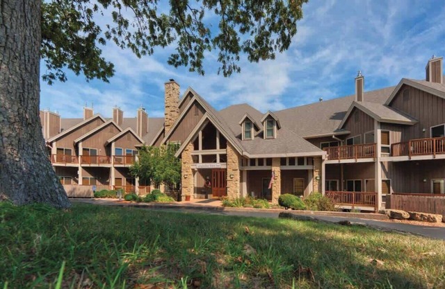 Galena, 1 bedroom condo, fireplace!