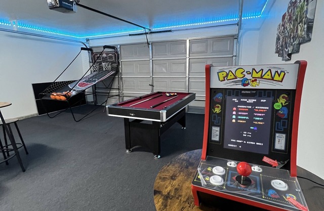 GameRoom 5min River 25min Lake 15 min Laughlin Charming Weekly discounts