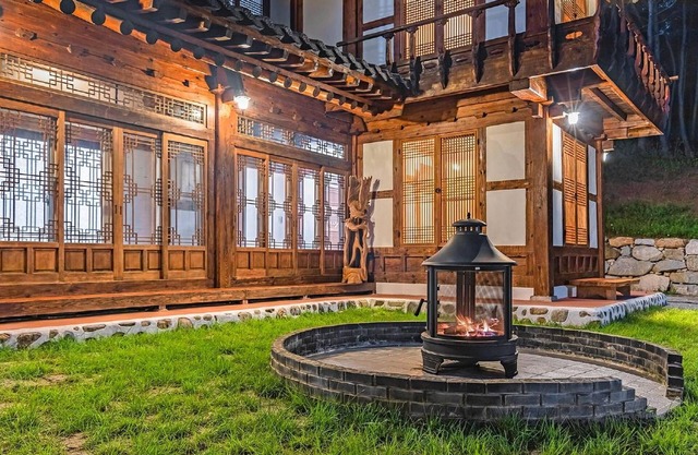 Gangneung Booyoonok Hanok Pension
