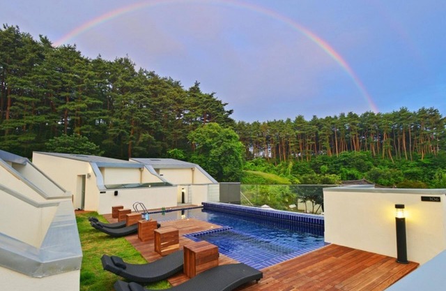 Gangneung Le Chatree Pension