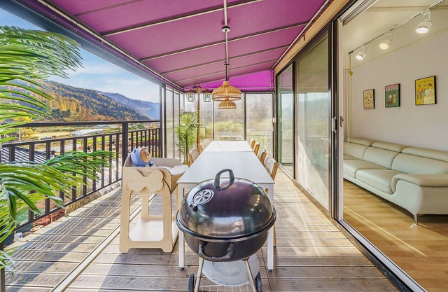 Gapyeong Ddobagi Pet & Spa Glamping