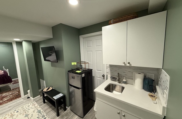 Garden Hallow, Basement get away