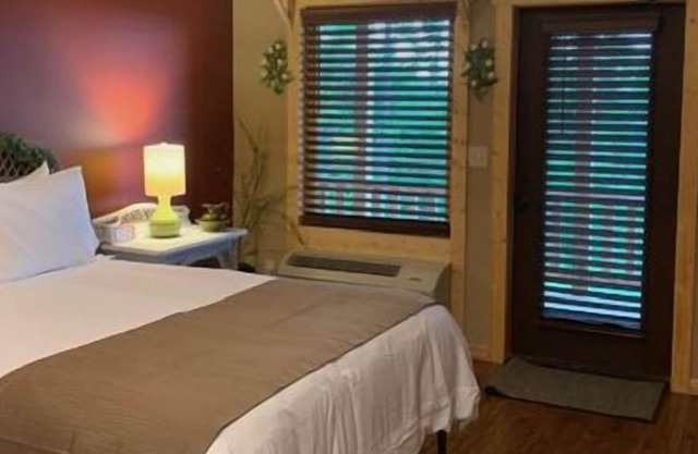 Garden Oasis - Rm. 105