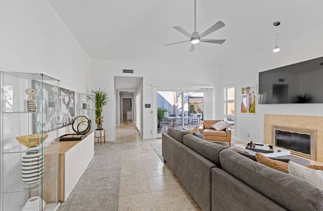Gated Luxury Mountainside Villa - 15 minutes from Scottsdale or DT Phoenix