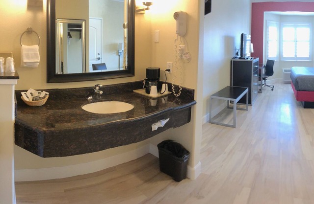 Gateway Inn & Suites San Francisco SFO Airport