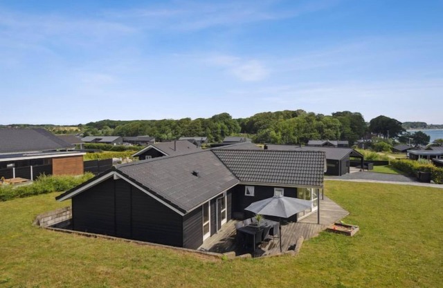 "Geeske" - 150m from the sea by Interhome