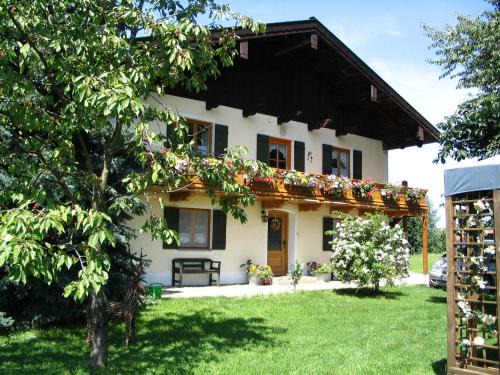 Gemütliches Ferienwohnung in Feldwies mit Sauna