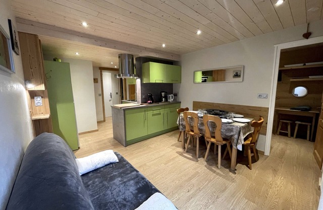 Gentianes 3 - Apartment 3* village center, near ski slope for 5 people