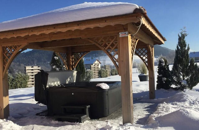 GERARDMER Gite Sauna & Spa 4**** 6 bedrooms, very spacious.