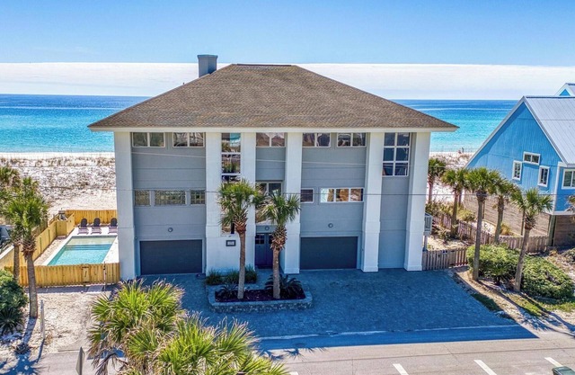 GET 20% OFF! Spectacular Gulf Views & Brand New Pool! Gulf Front Home!