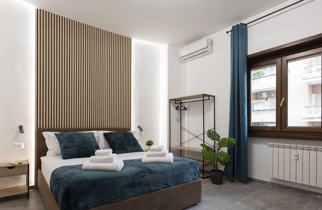 GFC Eternal Rome Apartment - 500mt to Tiburtina Stn-MetroB, 2 Bathrooms, A-C