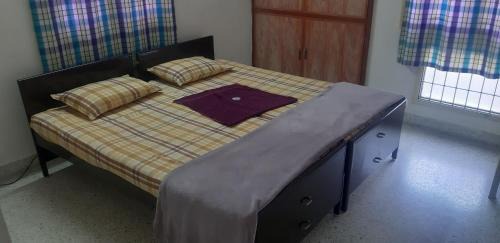 GG Homes Near MGM Apollo Sankara Hospitals & US Visa Service Apartments With Kitchen