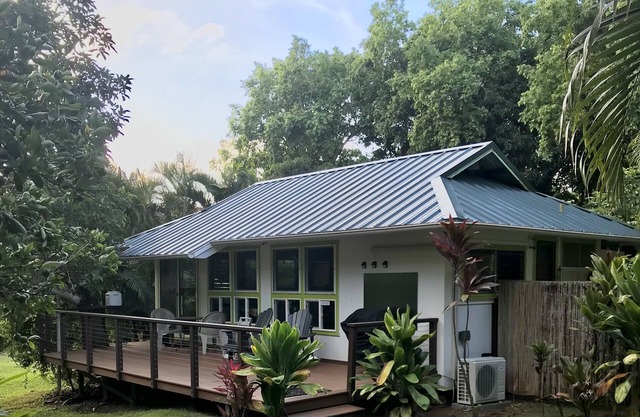 Gilligan's-secluded air-conditioned Cottage Near Gorgeous Beach-TVNC-4189
