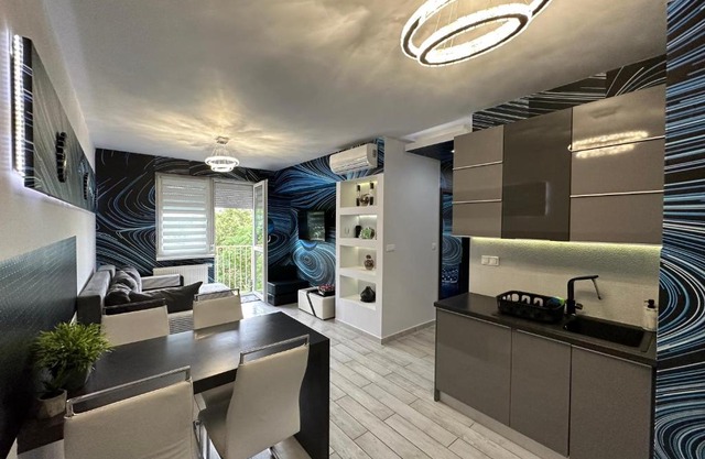 Gina Apartman