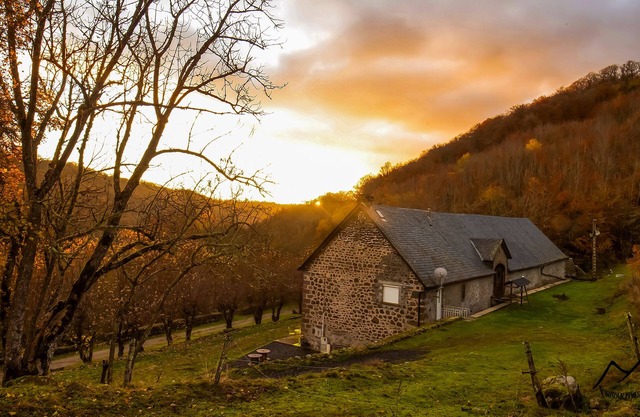 Gite de Rochebrune, Évasion et Déconnexion au Cœur des Monts du Cantal
