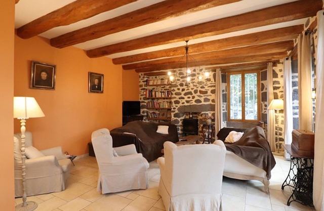Gite Paulhac, 5 bedrooms, 12 persons