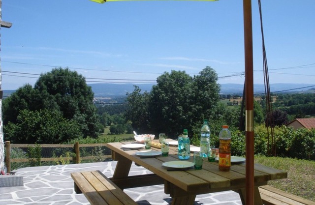 Gite Saint-Flour, 4 bedrooms, 8 persons