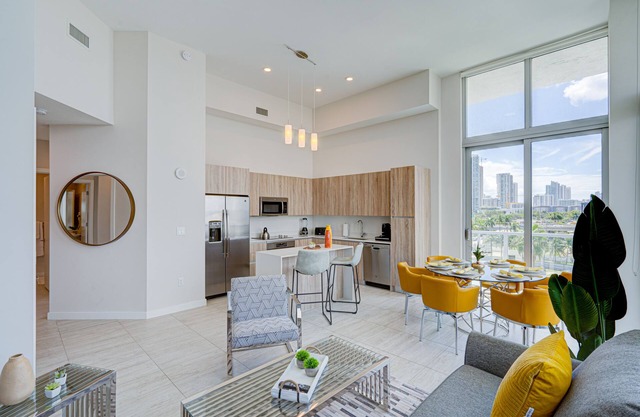 GJ502 DESIGN DISTRICT, LUXURY PARADISE