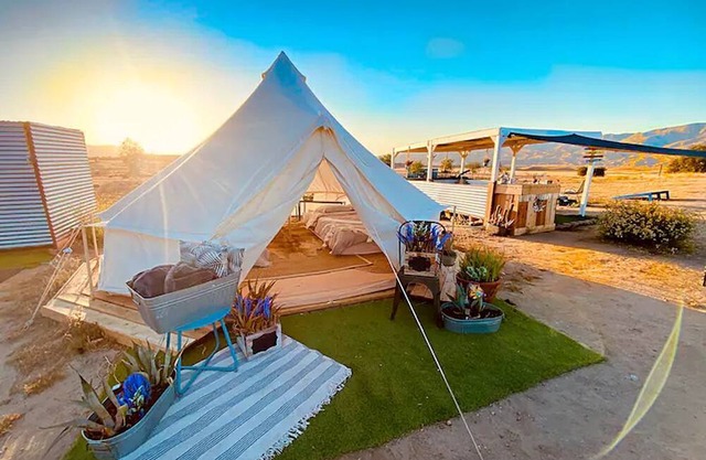 Glamorous California Campsite Retreat with Great Views