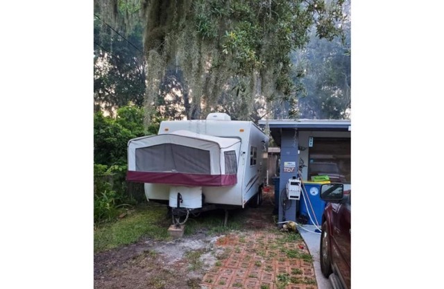 Glamping at the beach with a tv