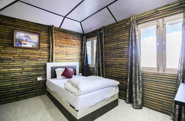 Glamwood Resort