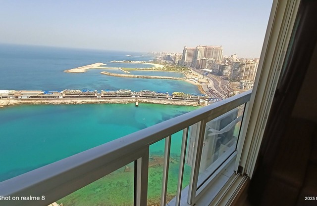 Gleem Luxury apartments Alexandria Direct Sea view .