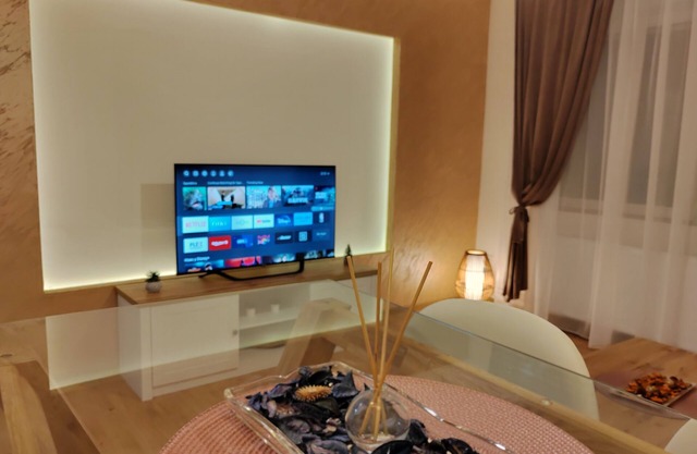 Golden royal! nCozy apartment in centar of Kragujevac!
