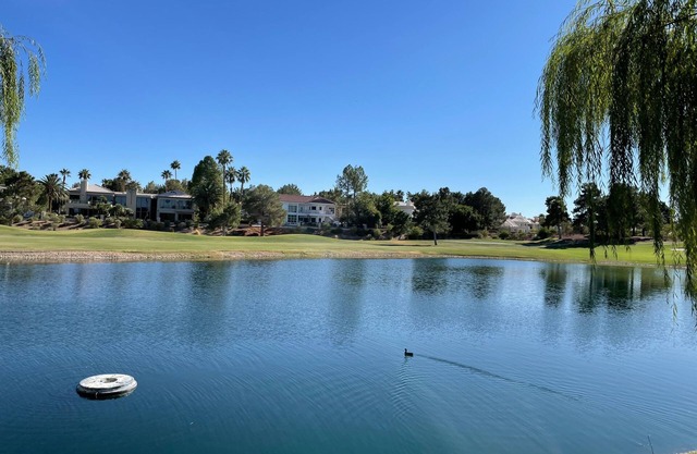GOLF COURSE & LAKE VIEW 24/7 SECURITY GUARD NEAR LAS VEGAS STRIP FULL FURNISHED