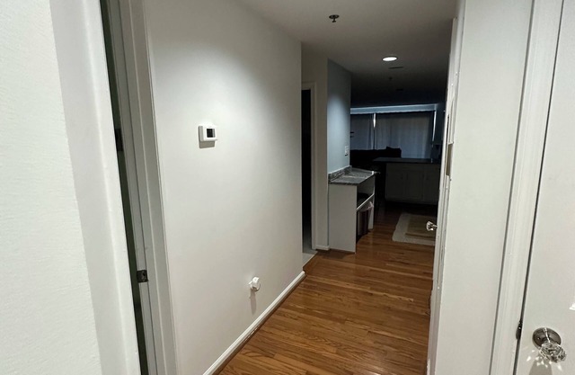 Golf course Views -Cozy 2-bedroom condo in charming Wilmington