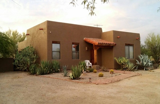 Golf Getaway, Beauty and Privacy In The Desert, secluded, amenities nearby