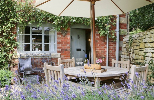 Gorgeous 2 Bedroom Cottage Paxford