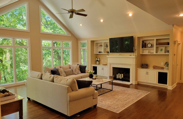 Gorgeous Lakefront Home