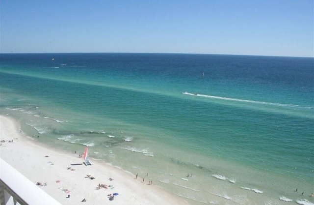 Gorgeous Oceanfront Condo-Beach Service Incl-Huge Balcony-Great Rates-Pier Park